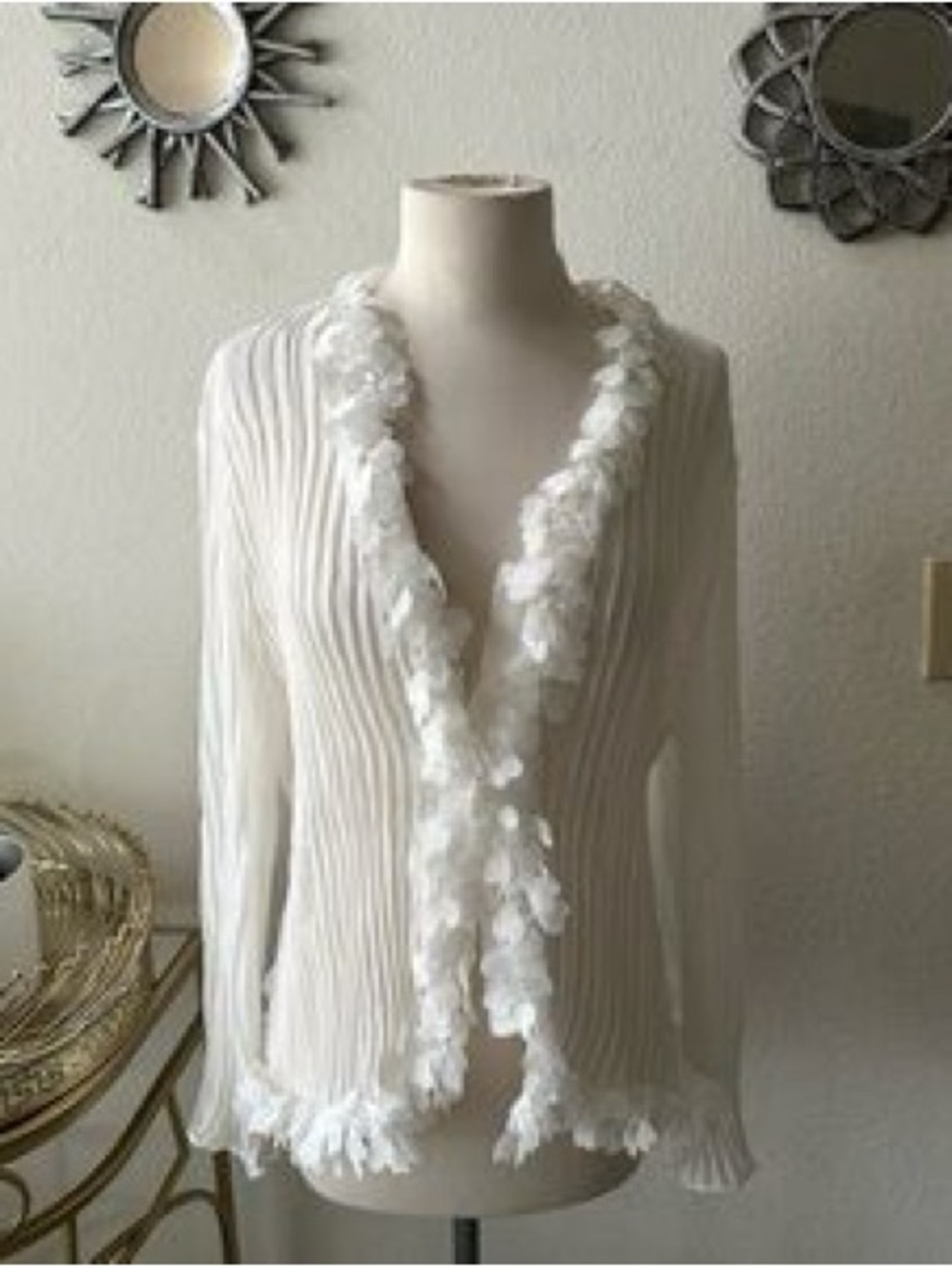 Women’s White Ruffled-Trim Open Cardigan Blouse